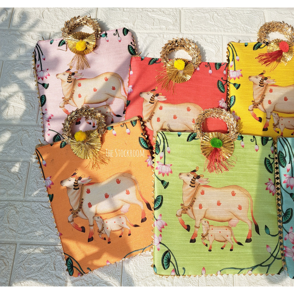 Vrindavan Dual Cow Heritag Giveaway Bags - Set Of 10