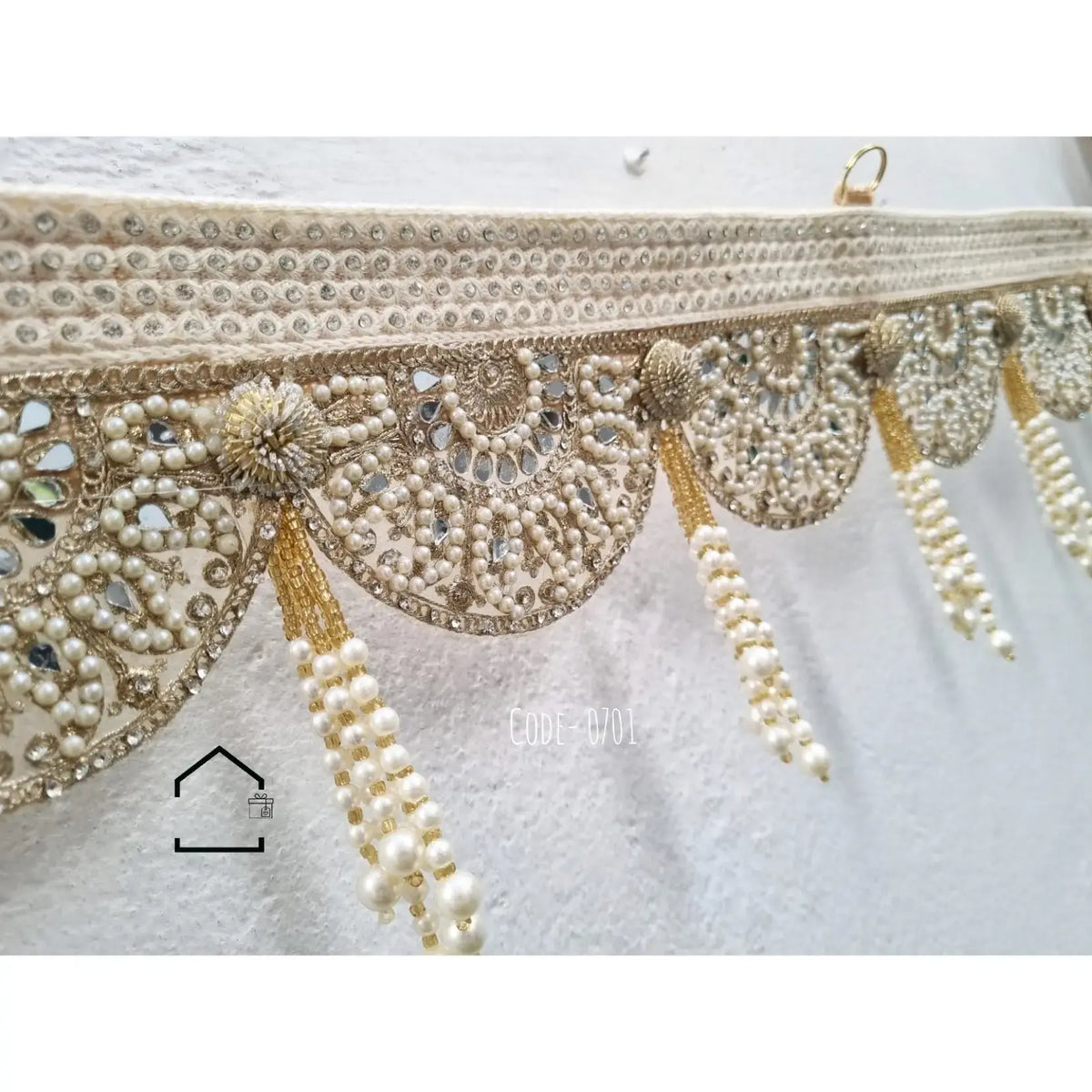 Luxury Half Oval Mirror Work Toran